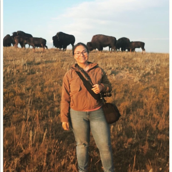 Meet your Posher, Arielle - Picture 1 of 1